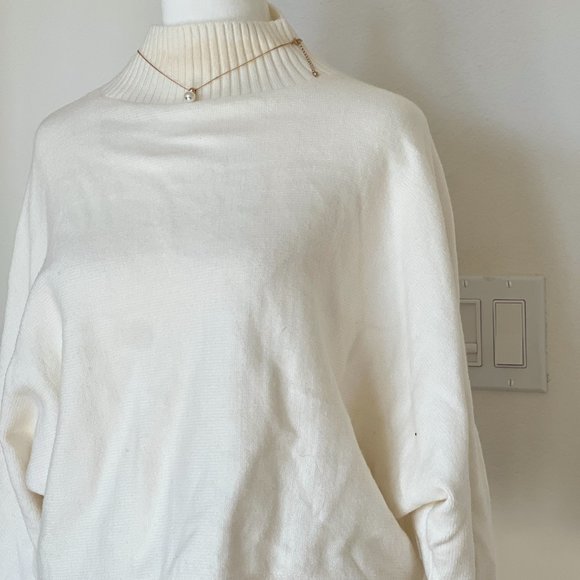 Oak and Fort White Turtleneck sweater - Picture 8 of 11